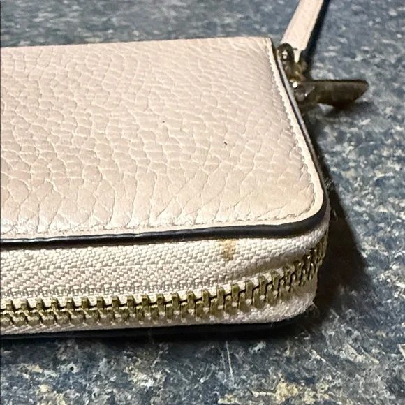 Michael Kors Pebbled Leather Wallet in Taupe - Picture 12 of 13